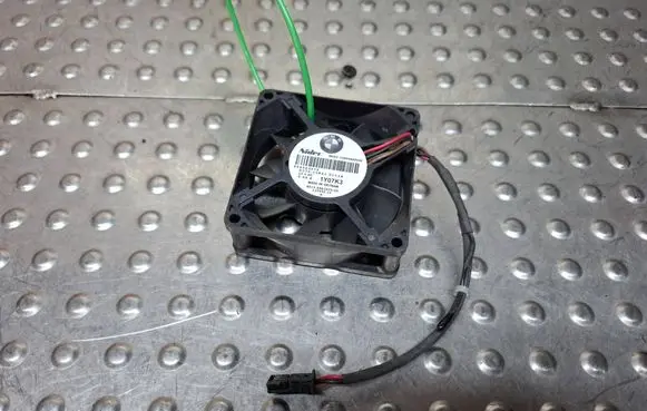 BMW 7 F01 F02 F03 F04 Engine control unit/module fan S26372166 6983075