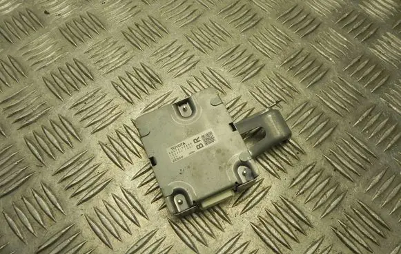 Toyota C-HR I Other control units/modules 8657210060