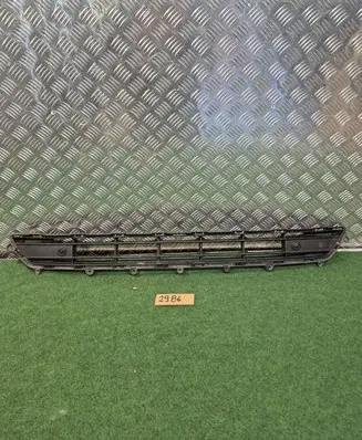 Volvo XC40 Front bumper lower grill 31449342