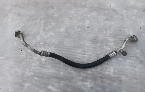Subaru Legacy Air conditioning (A/C) pipe/hose