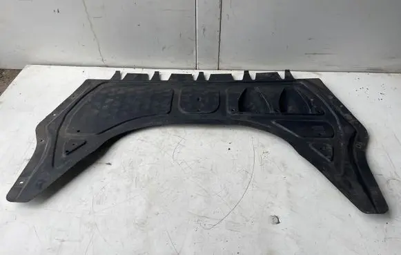 Volkswagen Golf V Front bumper skid plate/under tray 1K0825235