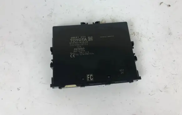 Toyota Mirai Door central lock control unit/module 8999062010 2325008332