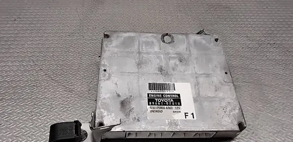 Toyota Corolla Verso AR10 Engine control unit/module 1758006463 896610F010 MB1758006463