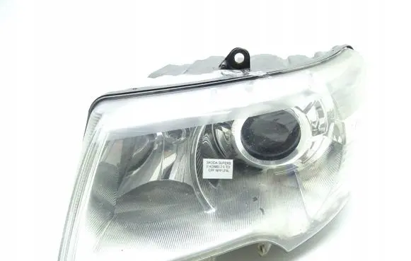 Skoda Superb B6 (3T) Headlight/headlamp 3T2941015C