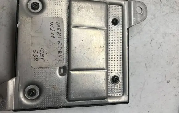 Mercedes-Benz E W211 Comfort/convenience module 00001017A8202C06000A6 2115450532