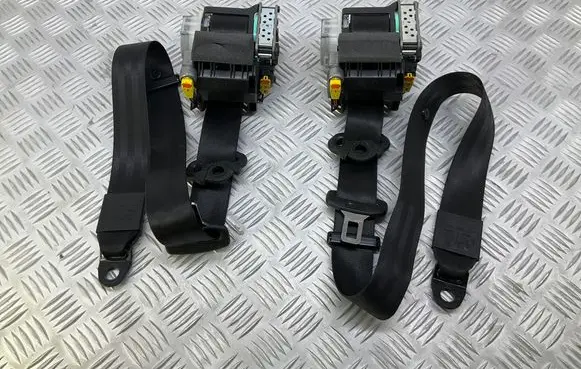 Audi A5 8T 8F Front seatbelt 8T0857705 4F0972562B
