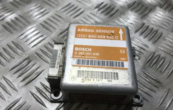 Audi A4 S4 B5 8D Airbag control unit/module 0285001038 8a0959655c