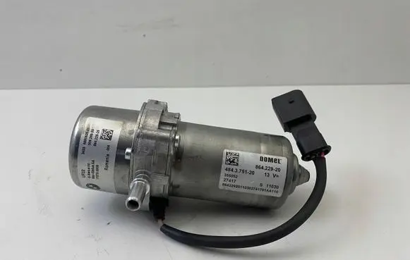 BMW 5 G30 G31 Vacuum pump 6880628