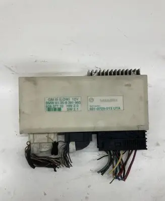 BMW 5 E39 Comfort/convenience module 61358381963 358381963 8381963