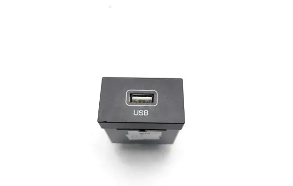Hyundai Ioniq USB socket connector 96120G2100