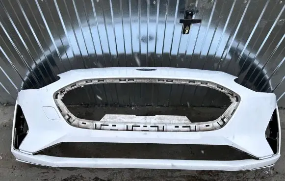 Ford Focus Front bumper