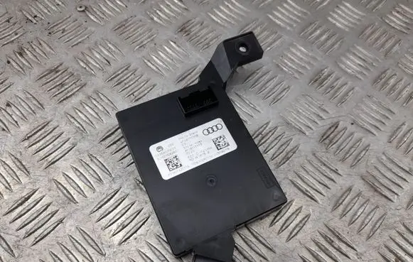 Audi A6 S6 C6 4F Keyless (KESSY) go control unit/module 4F0907335B