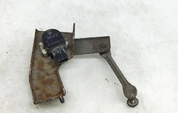 Honda CR-V Headlight/headlamp level sensor B1828452 3A1412
