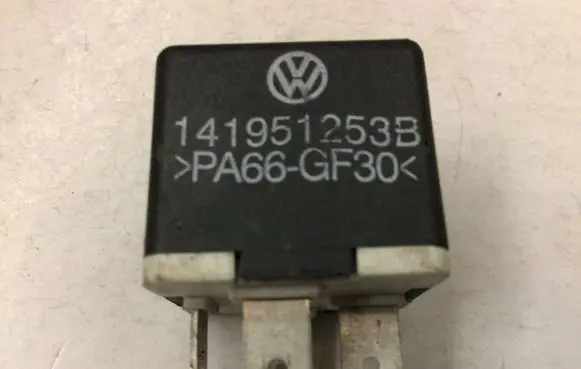 Audi A4 S4 B6 8E 8H Other relay 141951253B