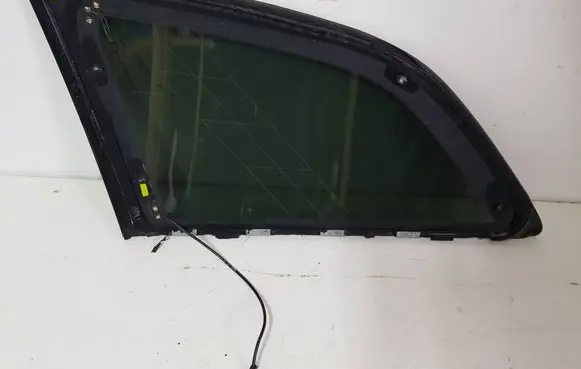 Rear side window