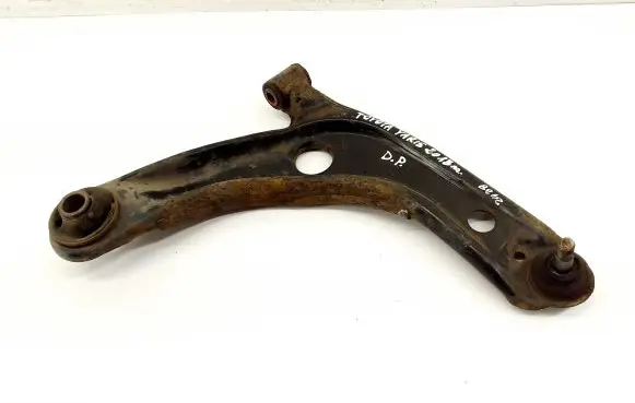 Toyota Yaris Front lower control arm/wishbone