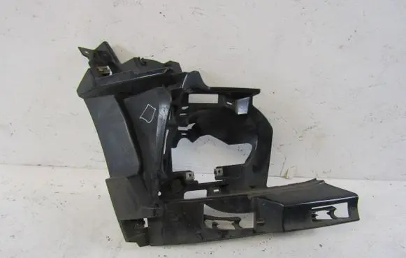 BMW 2 F22 F23 Front bumper mounting bracket 8055304