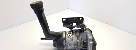 Citroen C4 Grand Picasso Power steering pump 9674055780