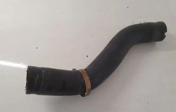Iveco Daily 4th gen Engine coolant pipe/hose