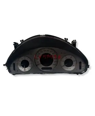 Mercedes-Benz E W211 Speedometer (instrument cluster) A2115406248 110080351