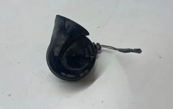 Skoda Fabia Mk1 (6Y) Horn signal E1000209