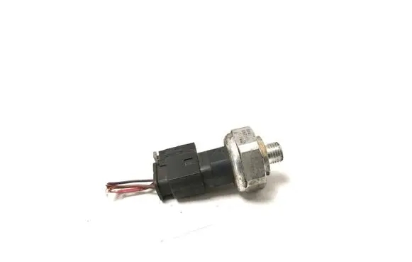 Mercedes-Benz ML W166 Air conditioning (A/C) pressure sensor A2110000283
