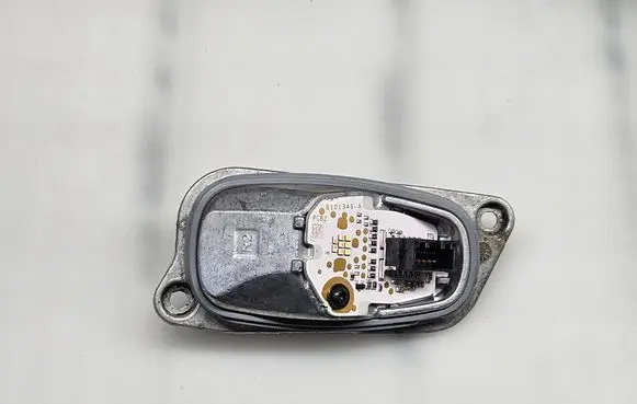 Land Rover Discovery 5 LED Daytime headlight B101346A