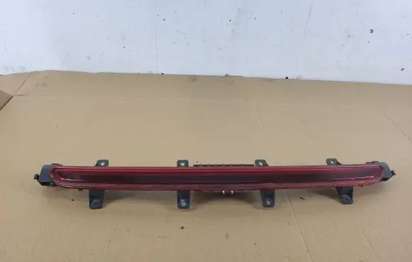 BMW 6 F12 F13 Third/center stoplight 7210574