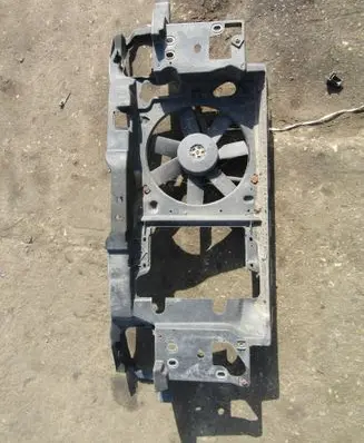 Volkswagen Polo III 6N 6N2 6NF Radiator support slam panel 