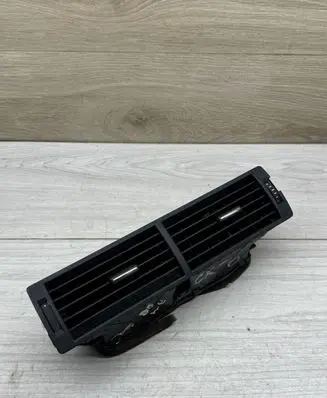 Audi A4 S4 B6 8E 8H Dash center air vent grill 8E0820951H