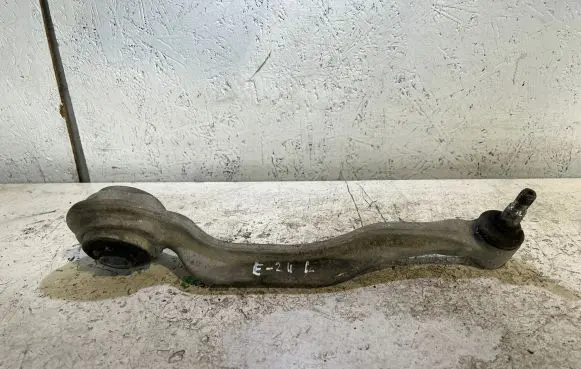 Mercedes-Benz E W211 Front lower control arm/wishbone