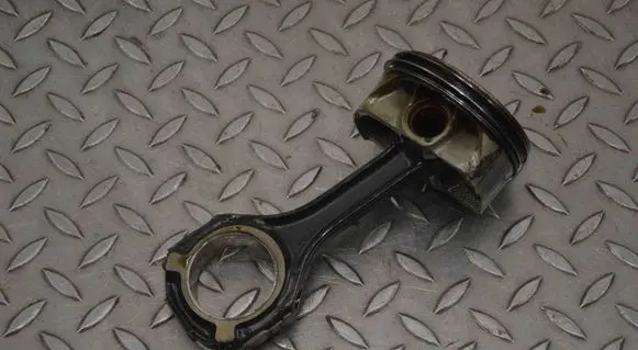 Piston