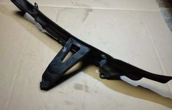 Honda FR-V Fender foam support/seal 74105SJD3000