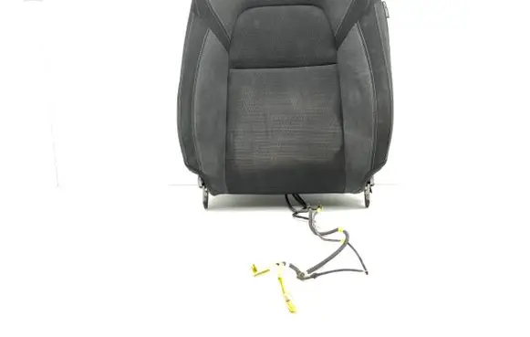 Nissan Qashqai J12 Front driver seat 