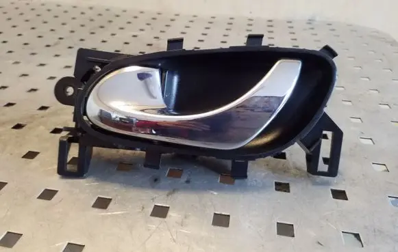 Nissan X-Trail T32 Rear door interior handle