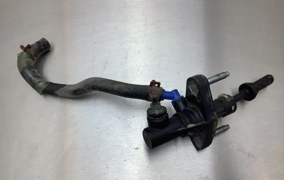 Toyota Yaris Clutch slave cylinder 314200D120 012306