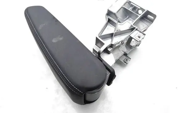 Audi Q4 e-tron Armrest 9928010172