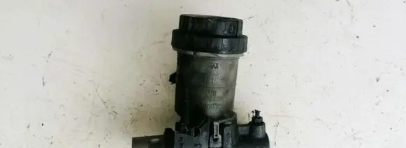 Volvo S40, V40 Master brake cylinder