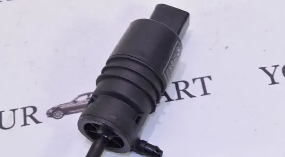 BMW 1 F20 F21 Windscreen/windshield washer pump 7302588