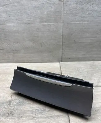 Volkswagen PASSAT B7 Ashtray (front) 3C0863284K