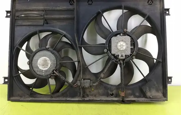 Volkswagen PASSAT B6 Electric radiator cooling fan 1K0121207AQ