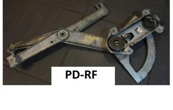 Mercedes-Benz 190 W201 Front door manual window regulator 1247201746