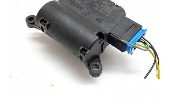 Seat Exeo (3R) Air flap motor/actuator 8E1820511F