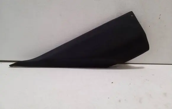 Maserati Ghibli (C) pillar trim 06700174090