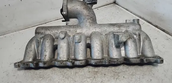 KIA Sorento Intake manifold