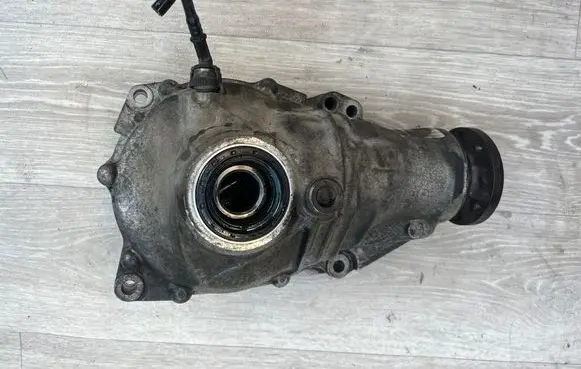 BMW X1 E84 Front differential 7533433 7533434 31517533433