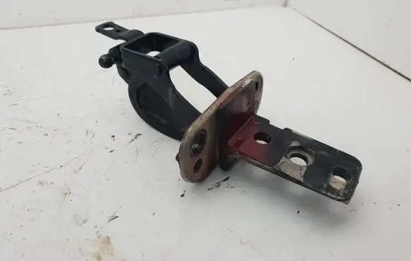 Volvo XC70 Tailgate/trunk/boot hinge 31218425