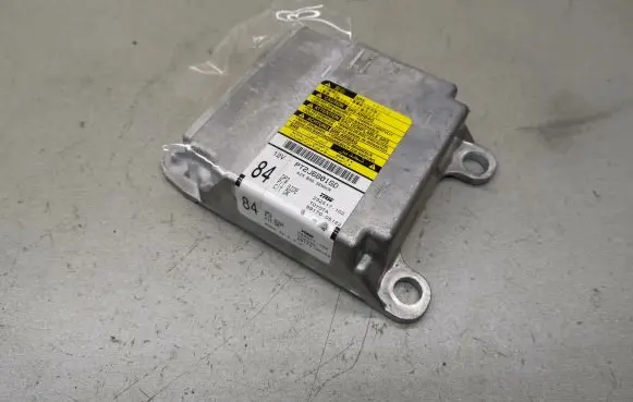 Toyota Avensis T250 Airbag control unit/module 8917005122 232517102