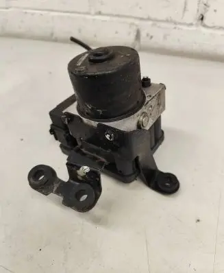 Volkswagen Golf IV ABS Pump 1C0907379E 00006065D5 10096003133