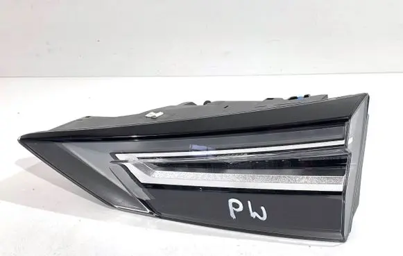 Nissan Qashqai J12 Rear/tail lights 26946102